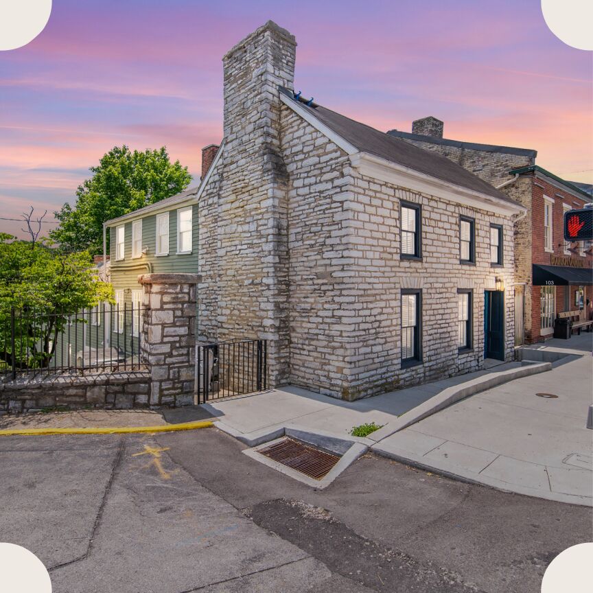 Lodging near Castle & Key